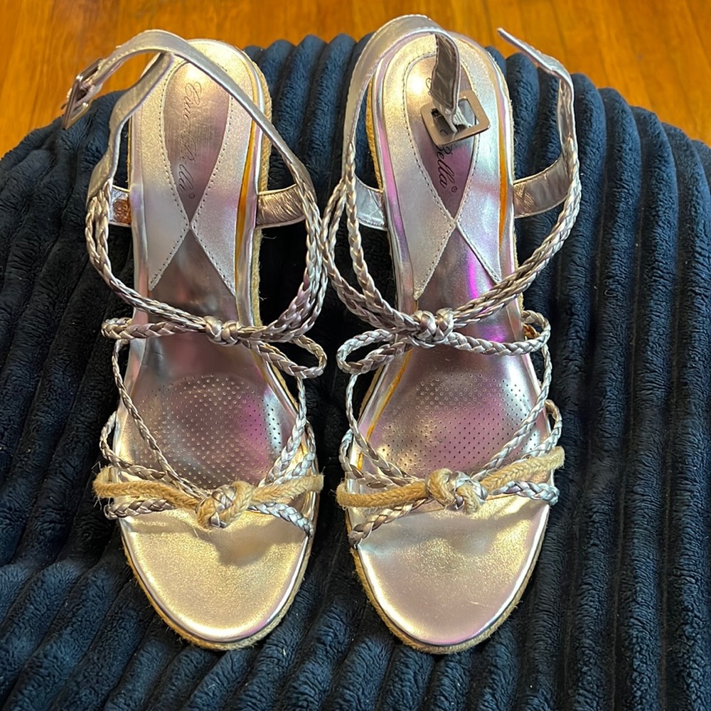 Ciao Bella Dede Wedge size 9.5 silver/pewter espadrilles BNWB